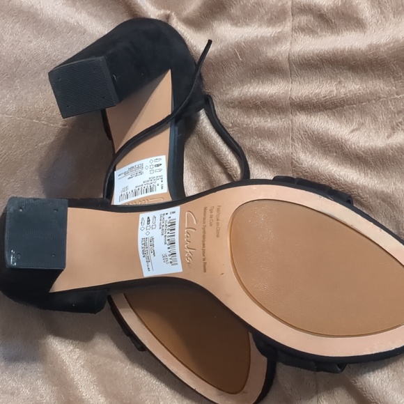 Clarks black suede high heels cushion sole size 9 - Picture 8 of 10